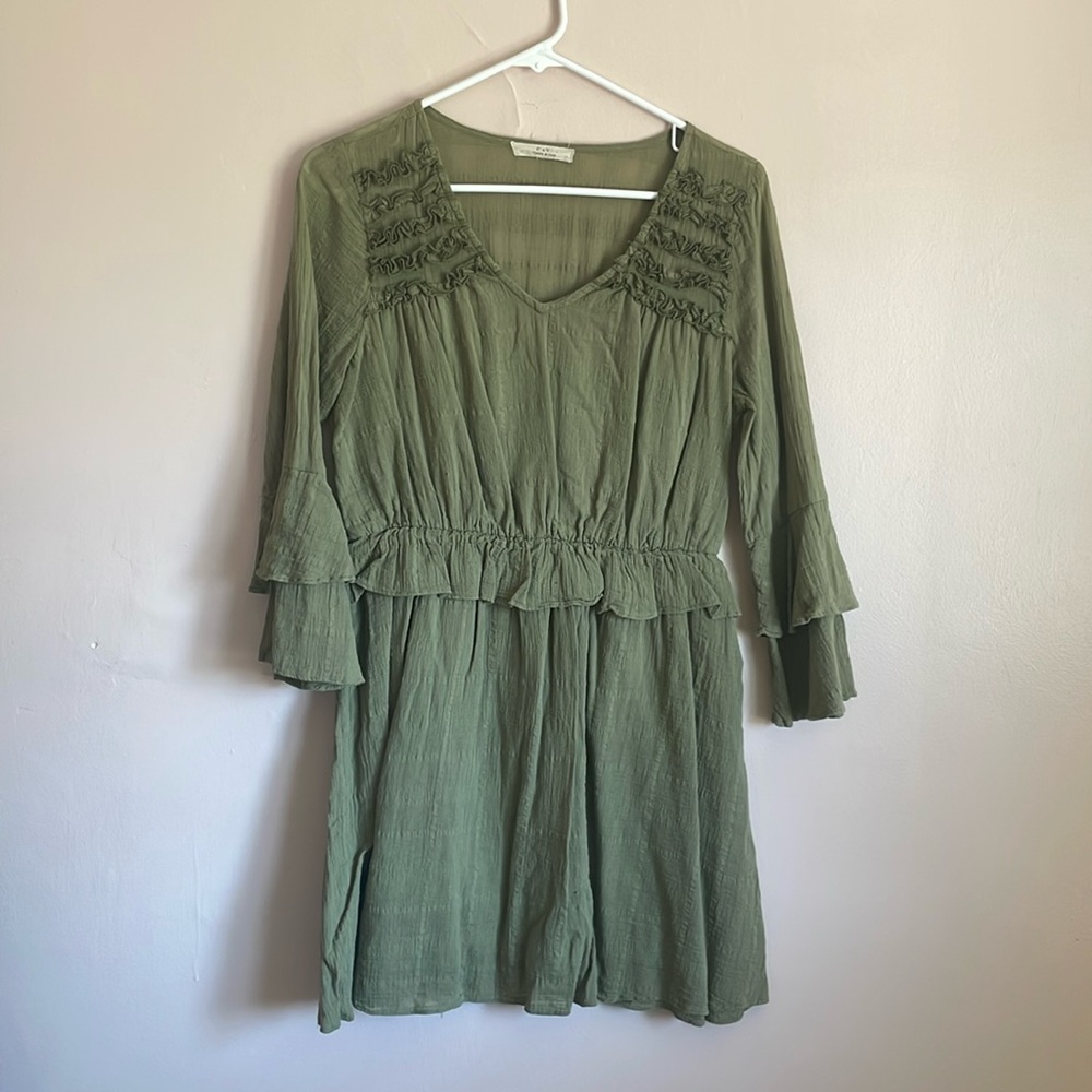 Olive green ruffle 3/4 sleeve midi dress